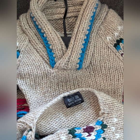 Handmade Dog Cozy Beige Knit Sweater Pet Medium Winter Snow Cold - Picture 3 of 4